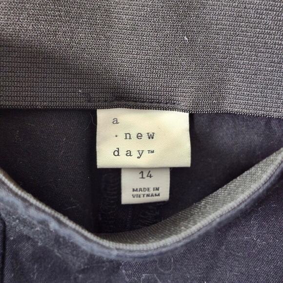 A New Day Black Trouser Tuxedo Stretch Pants Brown/Beige Stripes Women 14 A0086 - Picture 5 of 5